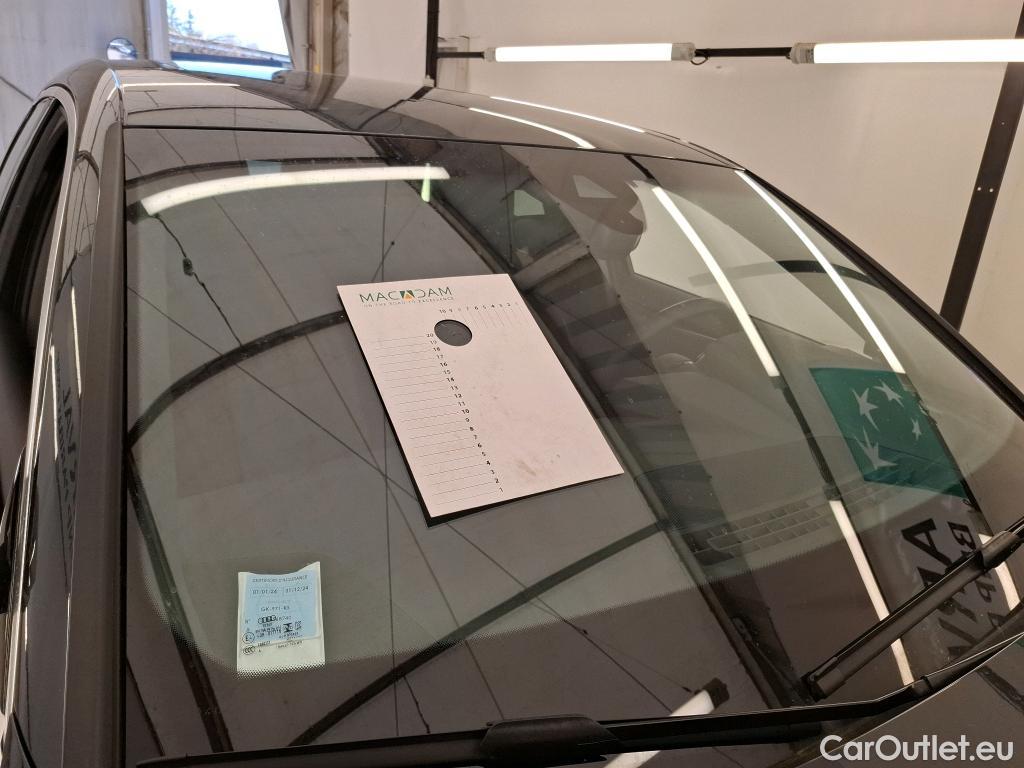  Audi  A3 AUDI  Sportback / 2020 / 5P / Berline 40 TFSI e 204 S Tronic Design Luxe #1