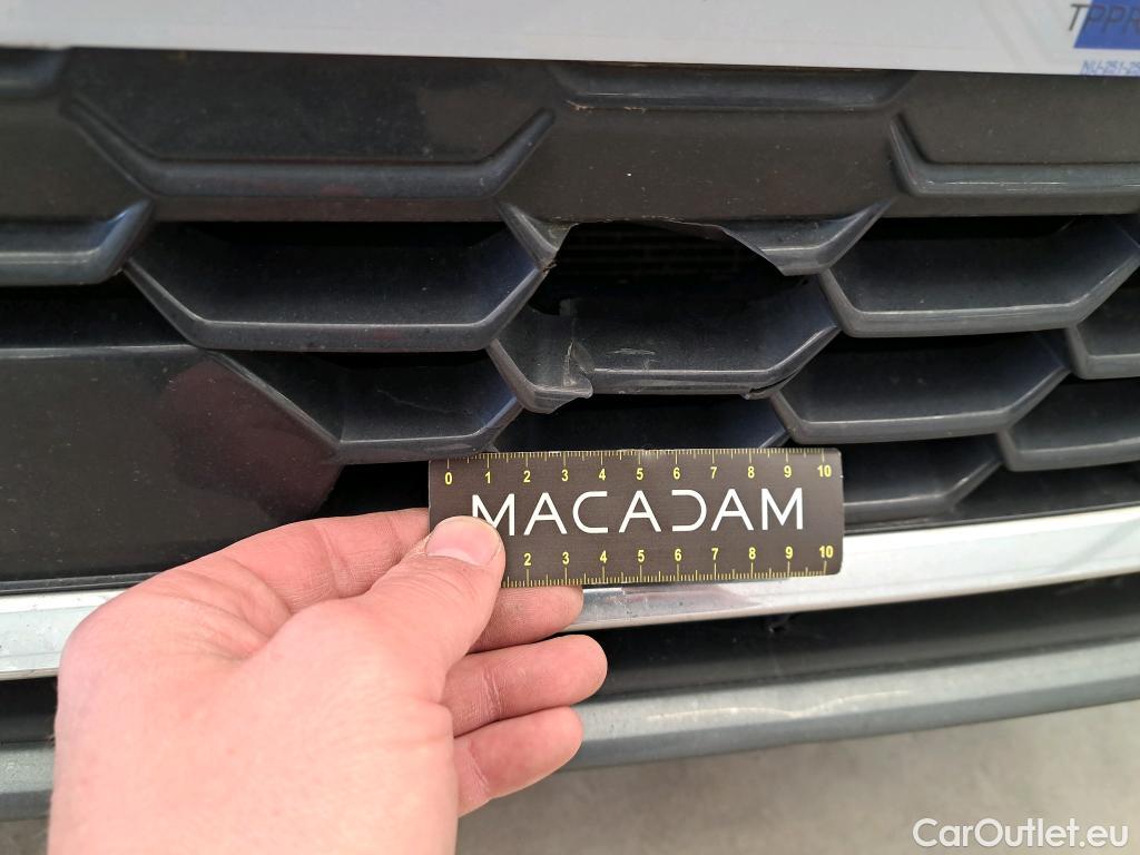  Audi  A3 AUDI  Sportback / 2020 / 5P / Berline 35 TFSI 150 MHEV S Tronic S Line #2