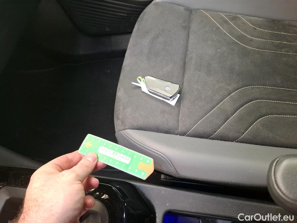  Volkswagen  ID.4  109 kW Pure 52kWh BVA #4