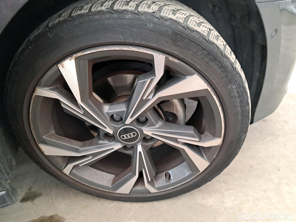  Audi  A3 AUDI  Sportback / 2020 / 5P / Berline 35 TFSI 150 MHEV S Tronic S Line #17