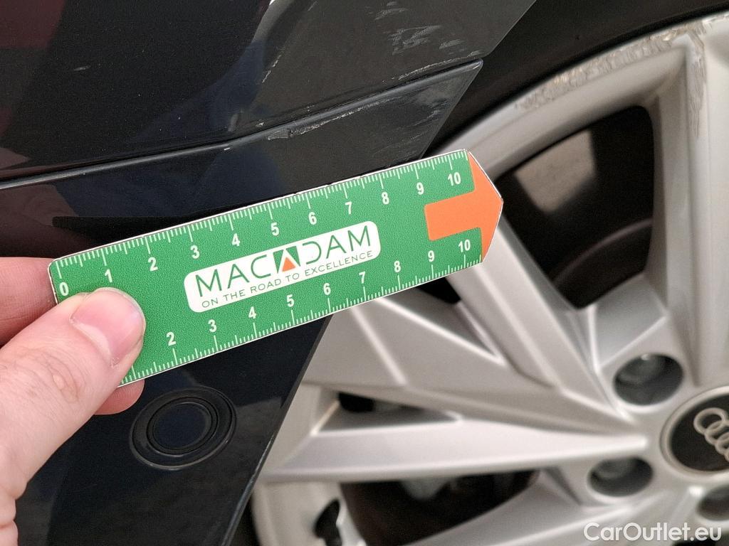  Audi  A3 AUDI  Sportback / 2020 / 5P / Berline 40 TFSI e 204 S Tronic Design Luxe #15