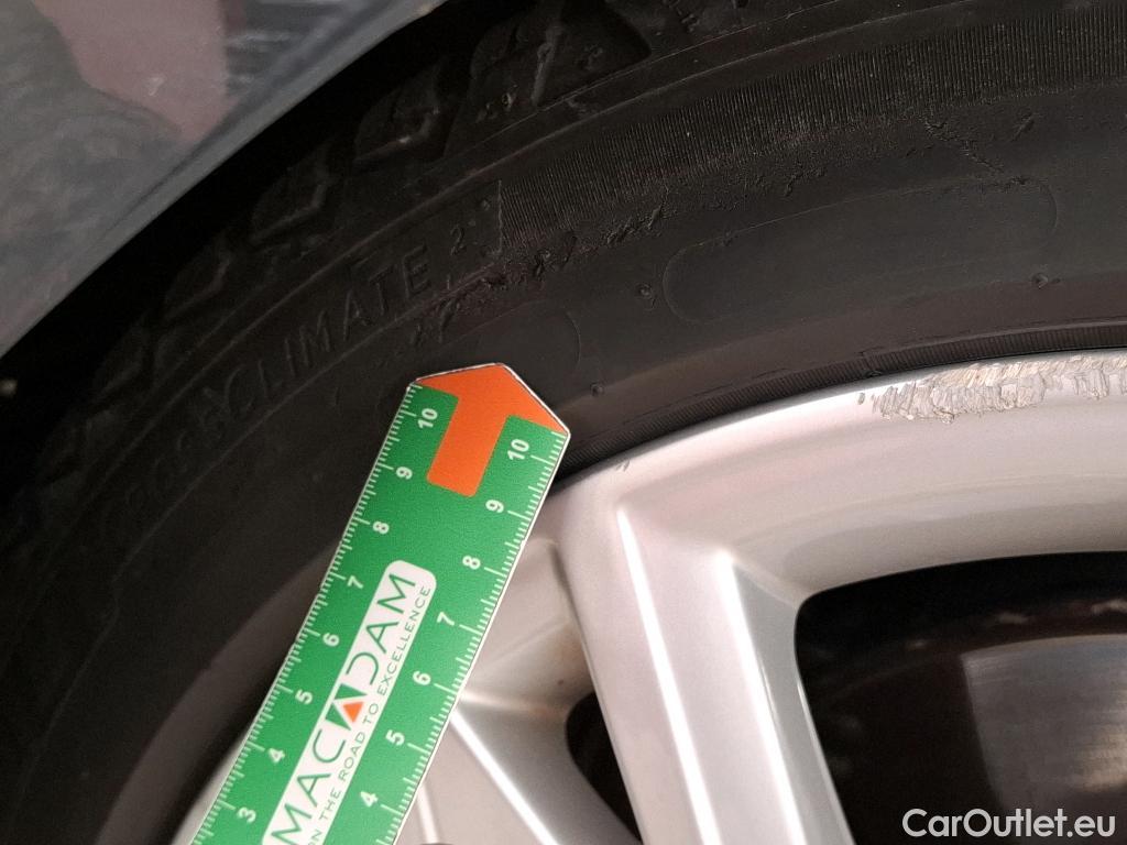  Audi  A3 AUDI  Sportback / 2020 / 5P / Berline 40 TFSI e 204 S Tronic Design Luxe #22