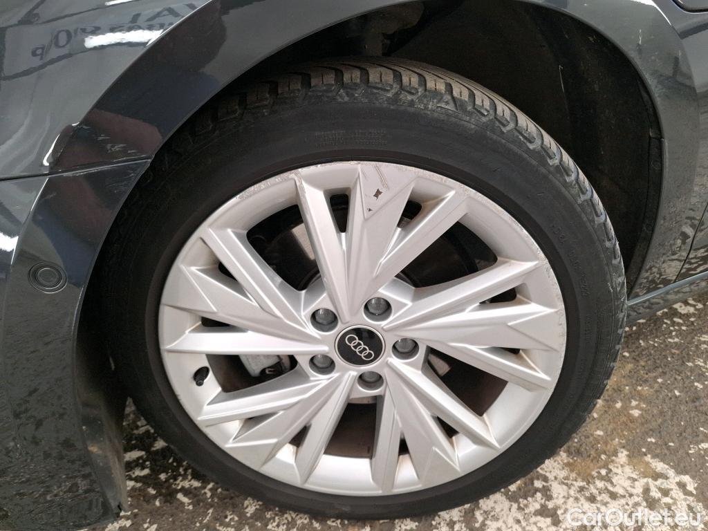  Audi  A3 AUDI  Sportback / 2020 / 5P / Berline 40 TFSI e 204 S Tronic Design Luxe #21