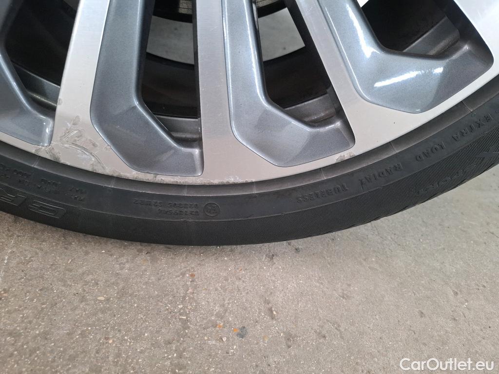  Audi  E-TRON AUDI  Sportback / 2019 / 5P / SUV 55 Quattro Avus #43