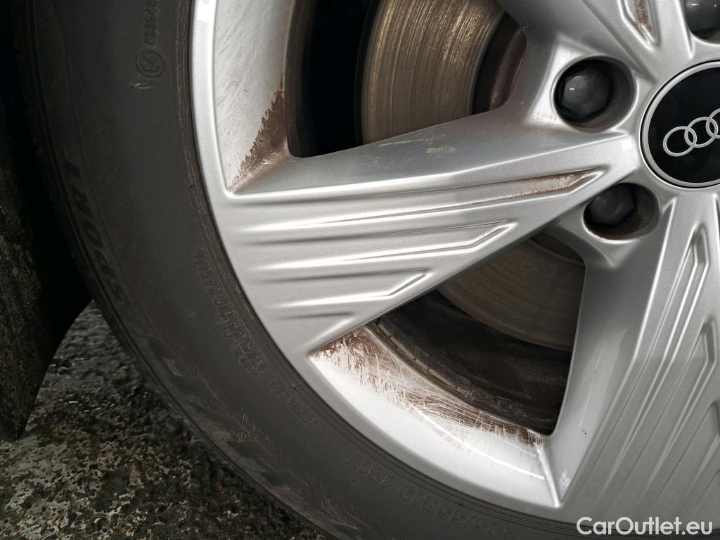  Audi  Q4 E-Tron Q4 40 e-tron Executive 82kWh BVA #17