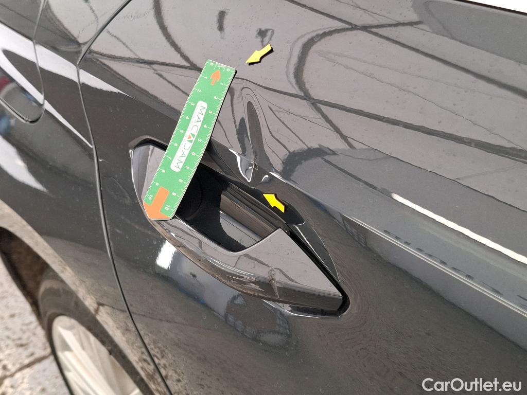  Audi  A3 AUDI  Sportback / 2020 / 5P / Berline 40 TFSI e 204 S Tronic Design Luxe #7