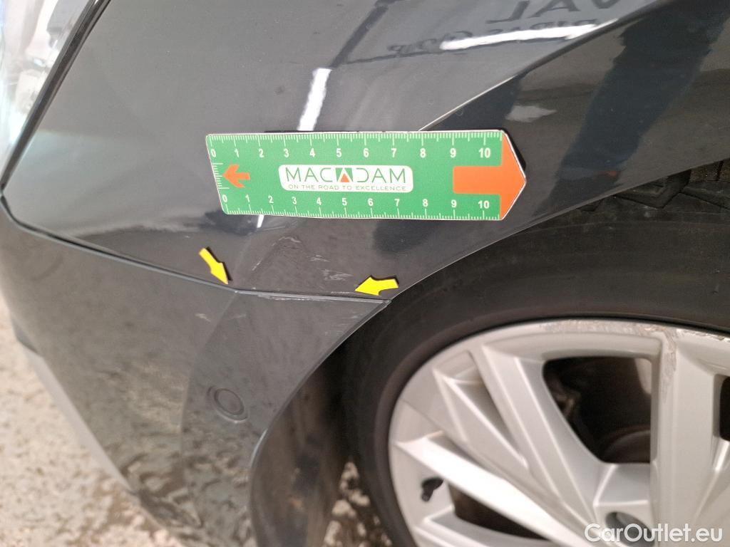  Audi  A3 AUDI  Sportback / 2020 / 5P / Berline 40 TFSI e 204 S Tronic Design Luxe #5