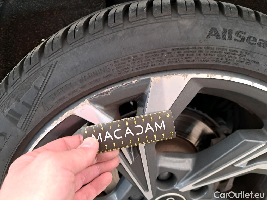  Audi  A3 AUDI  Sportback / 2020 / 5P / Berline 35 TFSI 150 MHEV S Tronic S Line #25