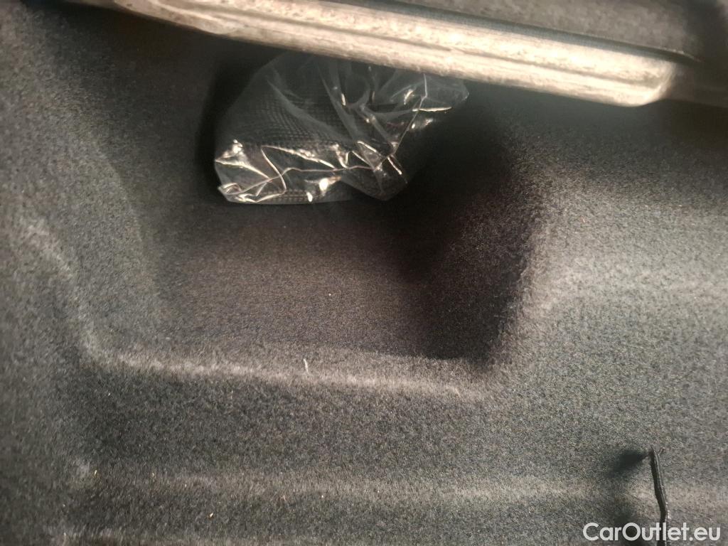  Bmw  X1 BMW  / 2022 / 5P / SUV xDrive25e M Sport DKG7 #2