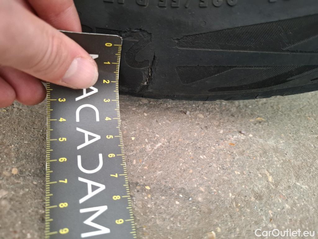  Bmw  Serie 4 BMW i4 / 2021 / 5P / Berline eDrive35 286ch #4