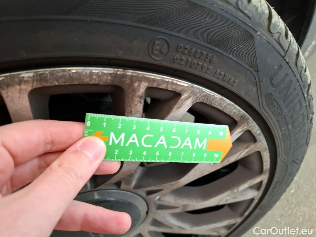  Fiat  500 FIAT  / 2015 / 3P / Berline 1.0 70ch BSG Star #25