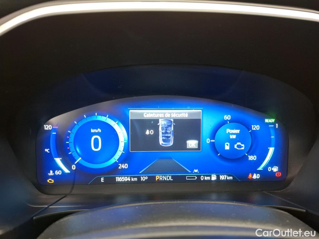  Ford  Kuga FORD  / 2019 / 5P / SUV 2.5 Dur 225 hybrid PHEV Pshift Titanium #17