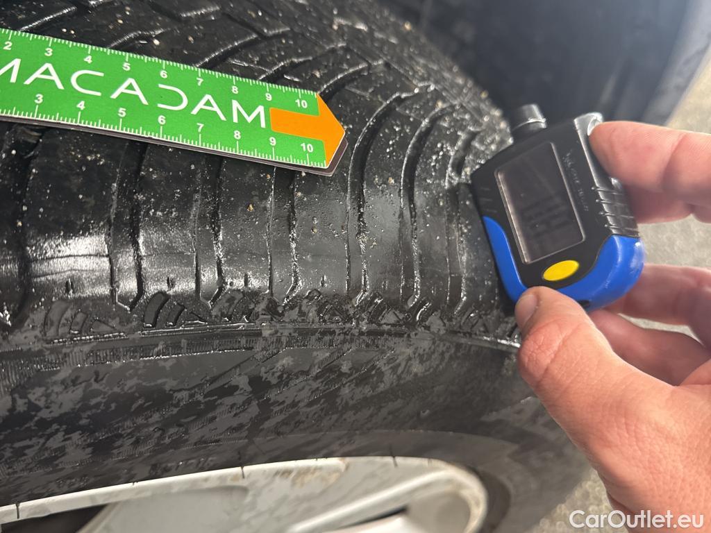  Citroen  C5 CITROEN  Aircross  2018  5P  SUV Hybrid 225 ëEAT8 Business #6