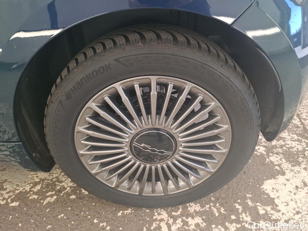  Fiat  500 FIAT   2020  3P  Berline 42kWh Icône #11