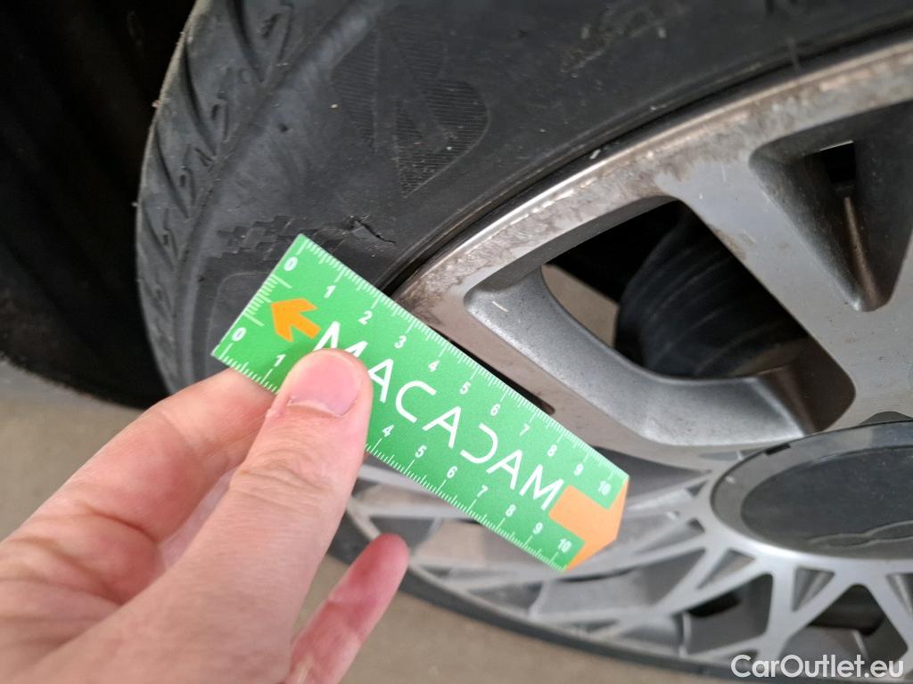  Fiat  500 FIAT  / 2015 / 3P / Berline 1.0 70ch BSG Star #48