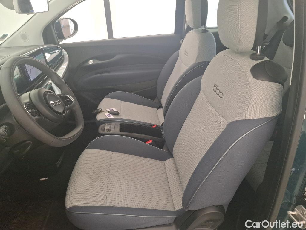  Fiat  500 FIAT   2020  3P  Berline 42kWh Icône #16
