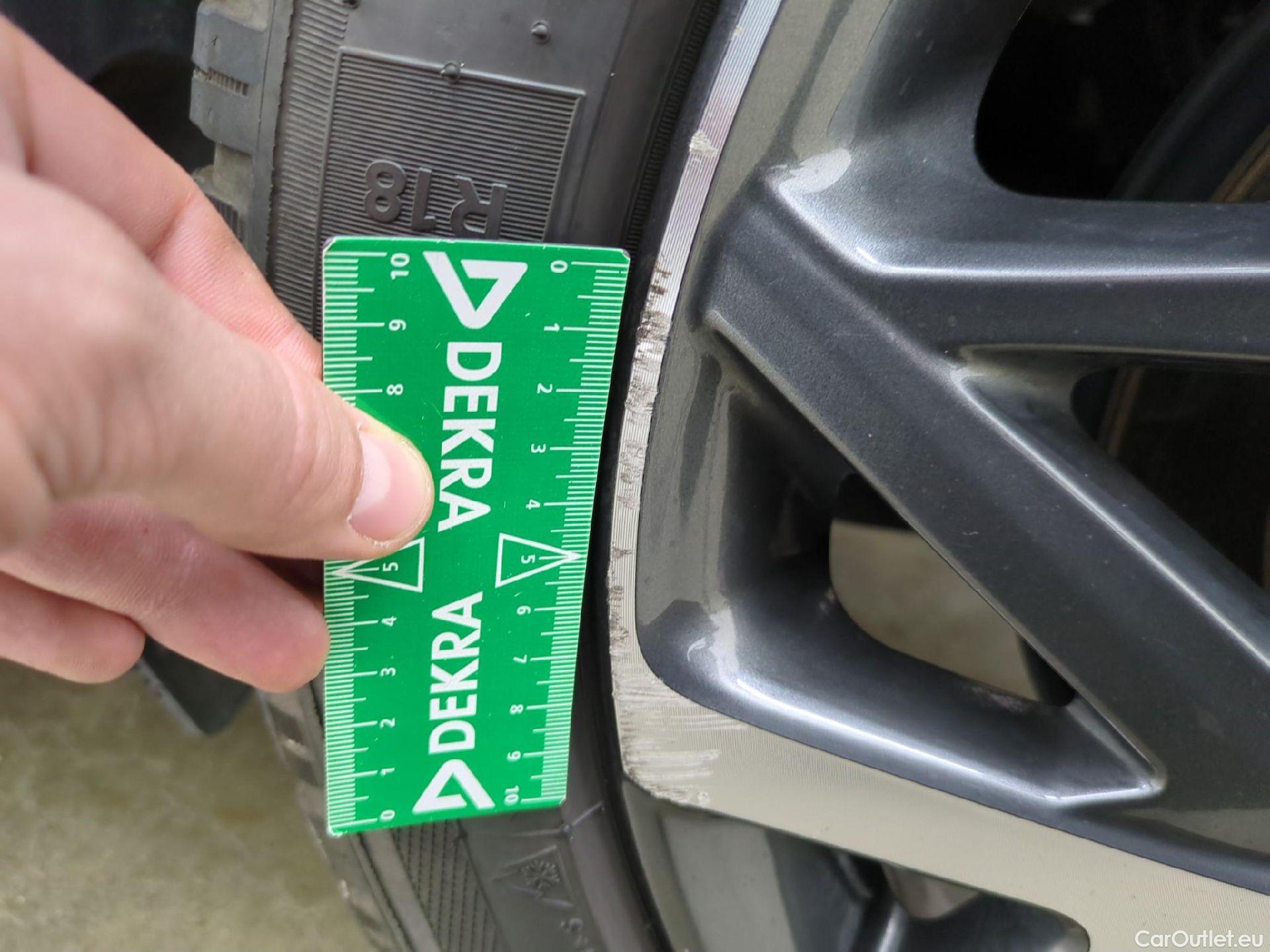  Hyundai  Konna Kona Creative Hybrid 2WD 1.6 GDI 140CV BVA6 E6d #23