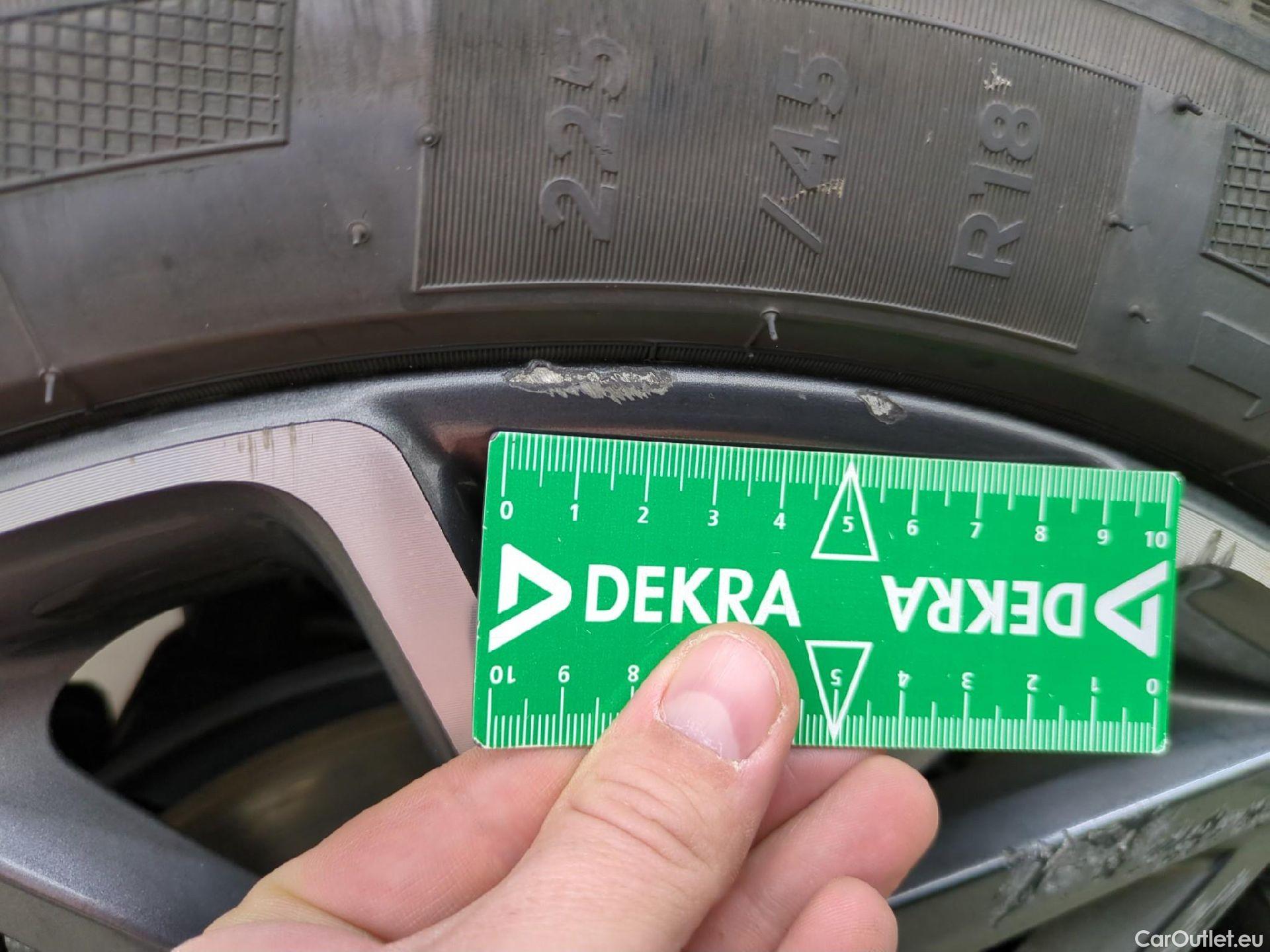  Hyundai  Konna Kona Creative Hybrid 2WD 1.6 GDI 140CV BVA6 E6d #37