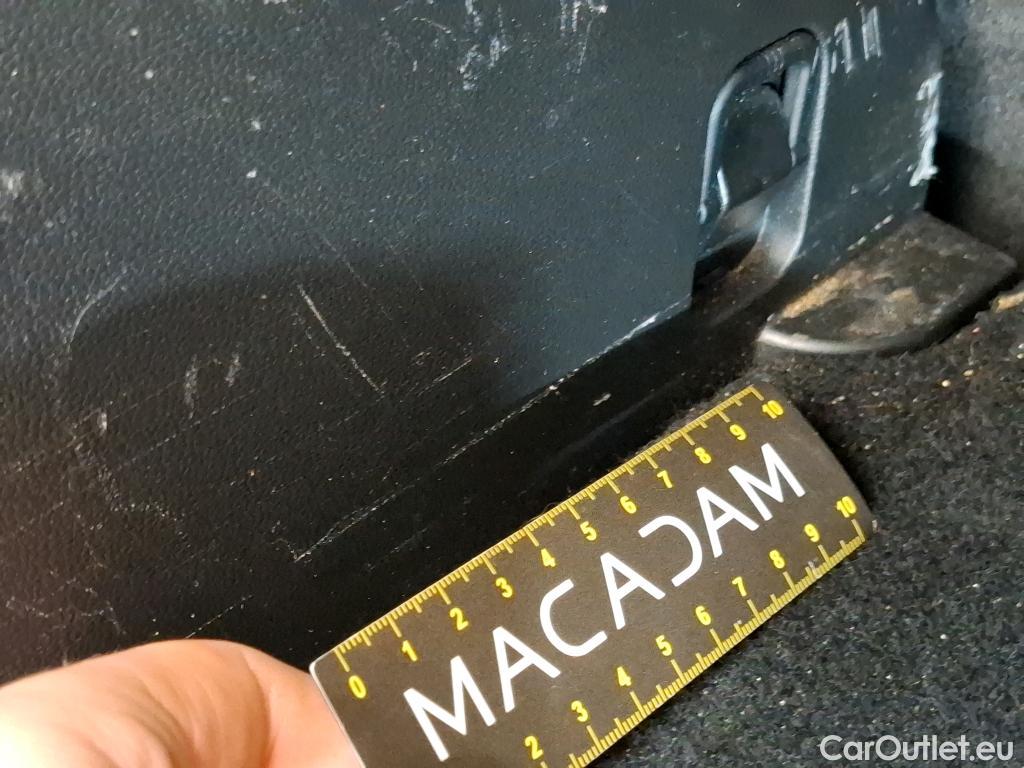  Hyundai  Tucson  Business Hybrid 2WD 1.6 T-GDI 230CV BVA6 E6d #37