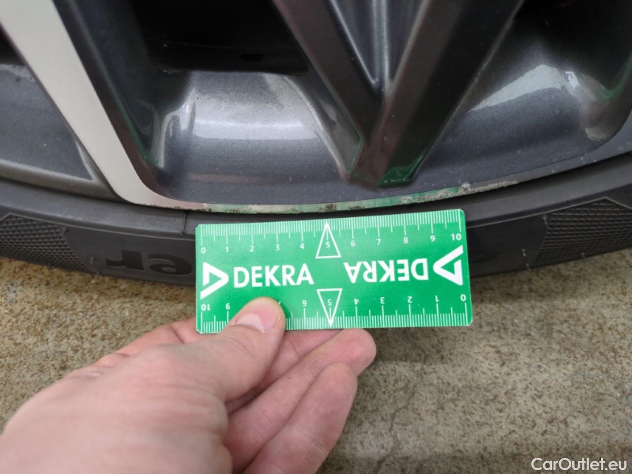  Hyundai  Konna Kona Creative Hybrid 2WD 1.6 GDI 140CV BVA6 E6d #18