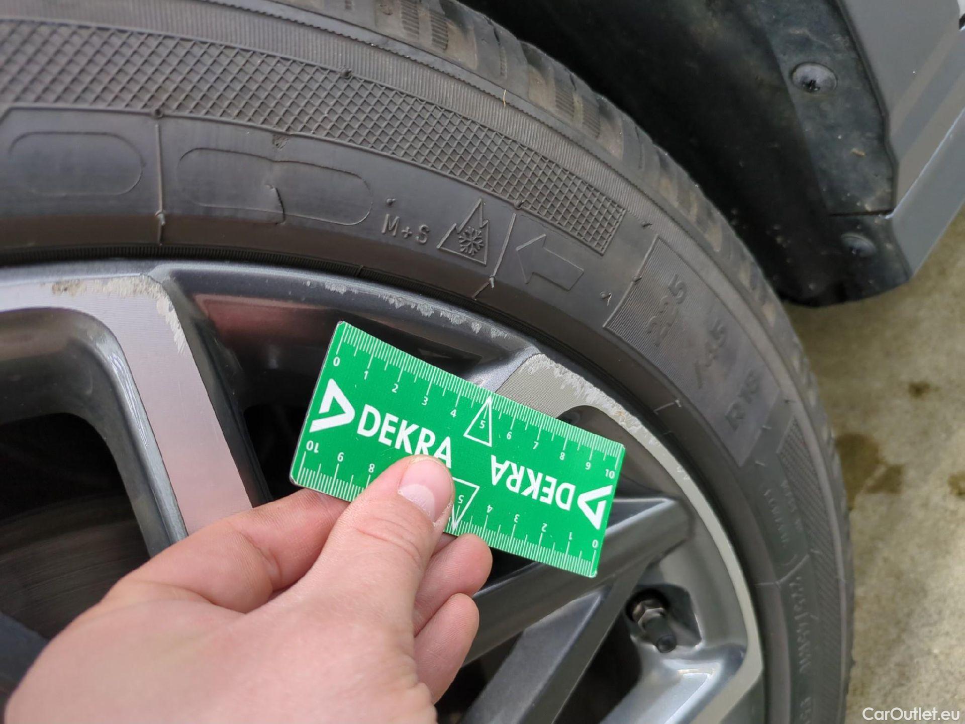  Hyundai  Konna Kona Creative Hybrid 2WD 1.6 GDI 140CV BVA6 E6d #19