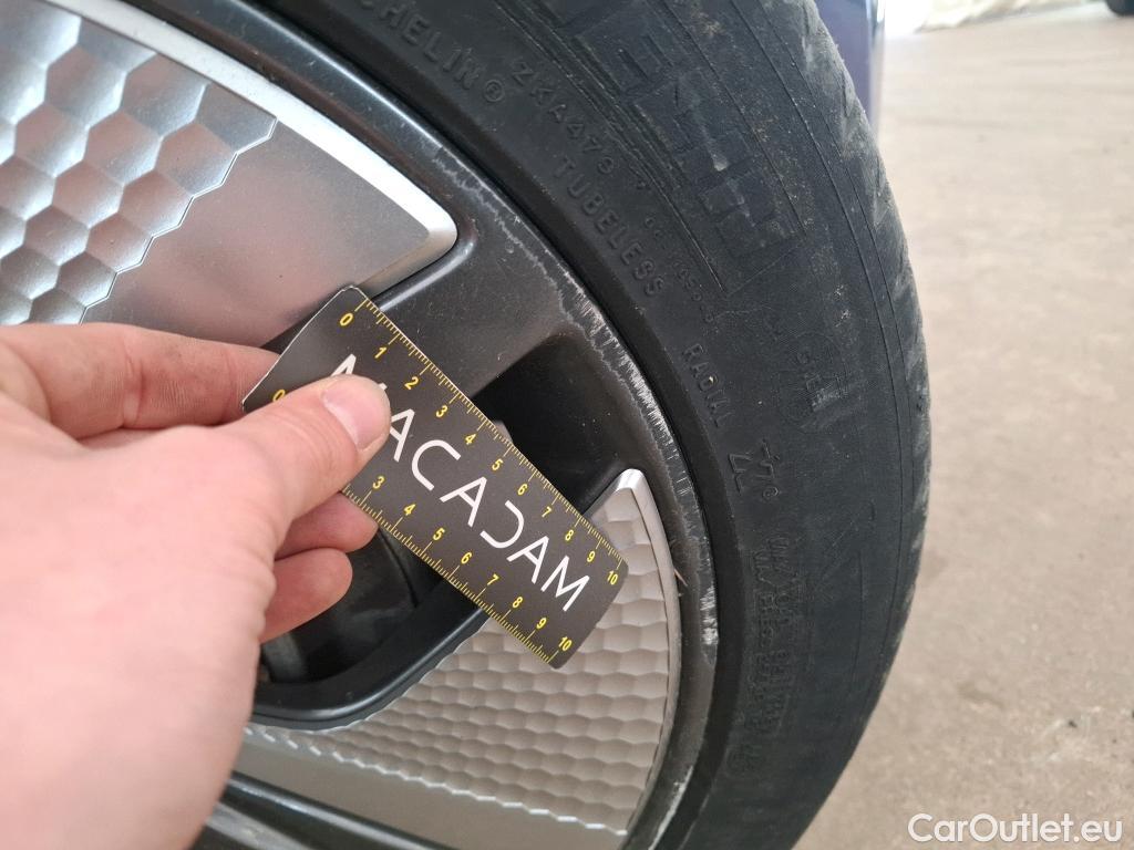  Hyundai   Ioniq Ioniq Executive Hybrid 1.6 GDI 140CV BVA6 E6dT #43