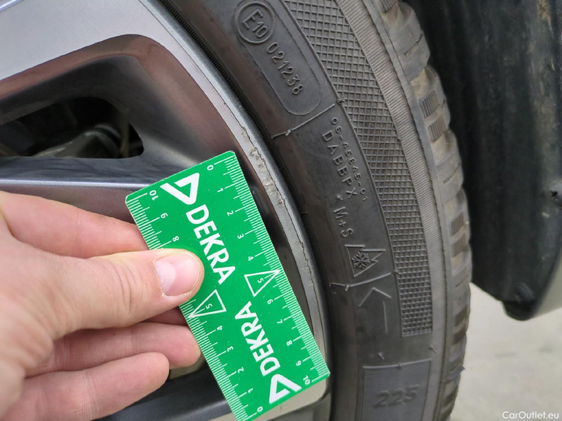  Hyundai  Konna Kona Creative Hybrid 2WD 1.6 GDI 140CV BVA6 E6d #26