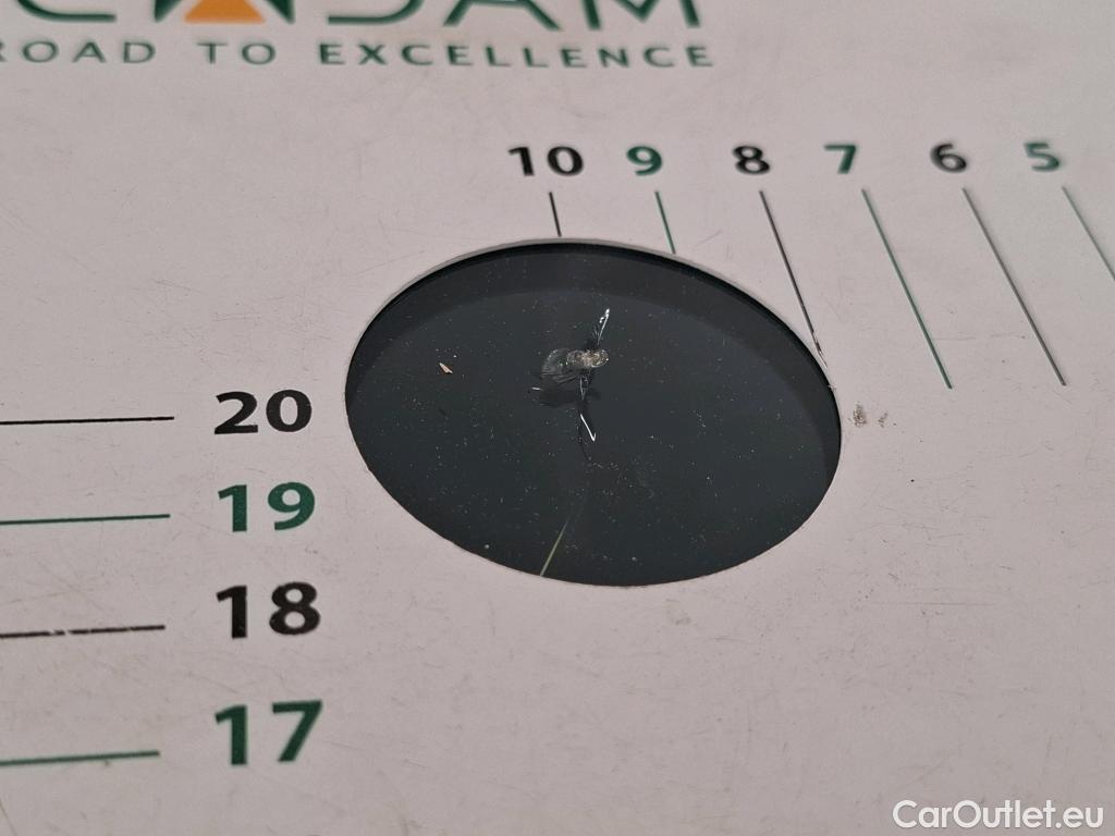  KIA  Sportage KIA  / 2021 / 5P / SUV 1.6 T-GDI 265 PHEV AUTO 4WD GT-L PREM BU #2