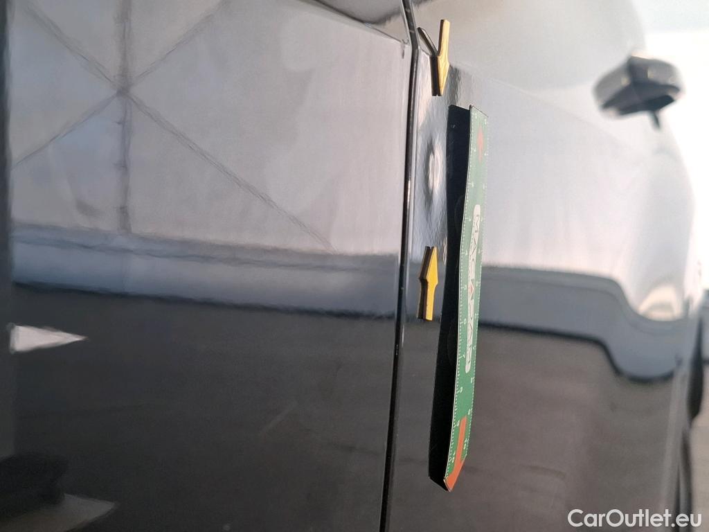  KIA  Sportage KIA  / 2021 / 5P / SUV 1.6 T-GDI 265 PHEV AUTO 4WD GT-L PREM BU #19