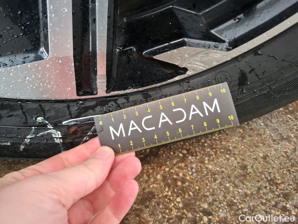  Land Rover  Discovery MITSUBISHI Eclipse Cross / 2020 / 5P / SUV 2.4 Twin Motor 4WD Intense Style #10