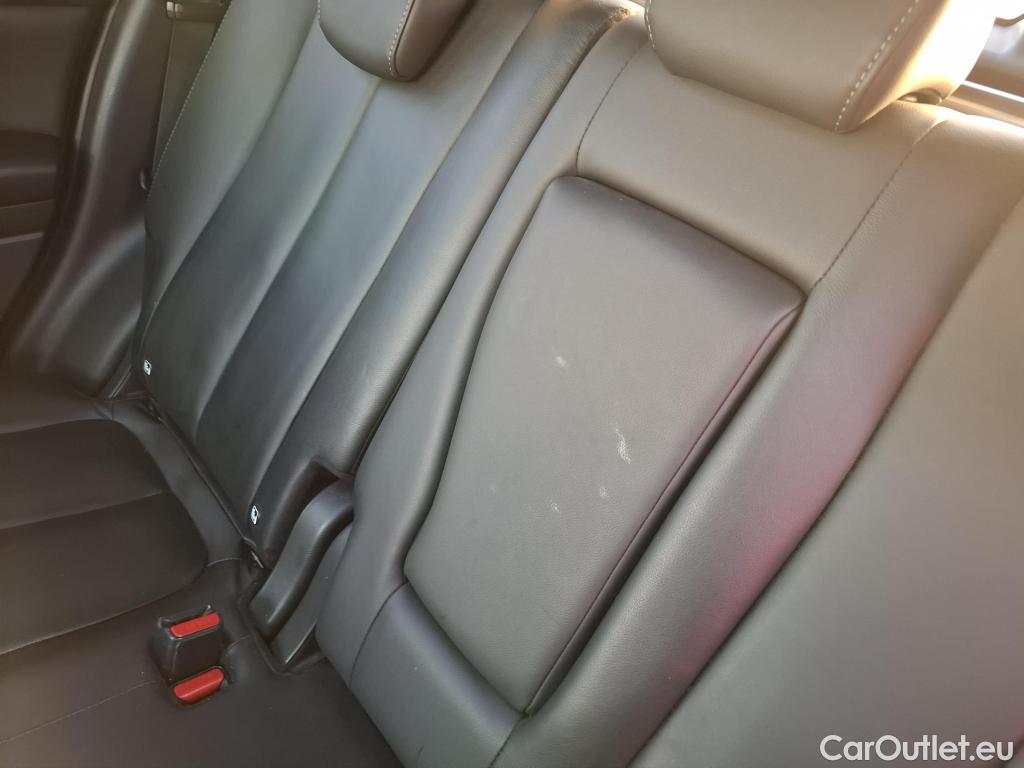  Land Rover  Discovery MITSUBISHI Eclipse Cross / 2020 / 5P / SUV 2.4 Twin Motor 4WD Intense Style #23