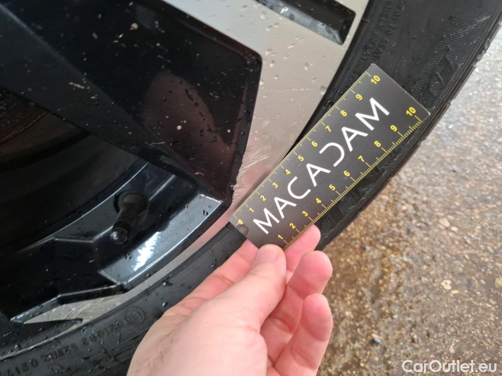  Land Rover  Discovery MITSUBISHI Eclipse Cross / 2020 / 5P / SUV 2.4 Twin Motor 4WD Intense Style #11