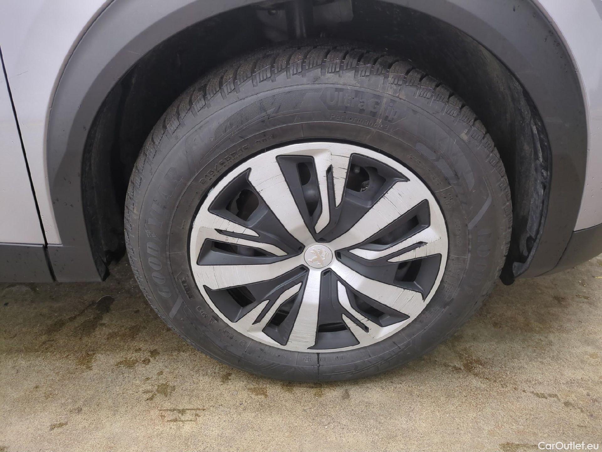  Peugeot  2008  (e-) Active Pack 50kWh BVA #5