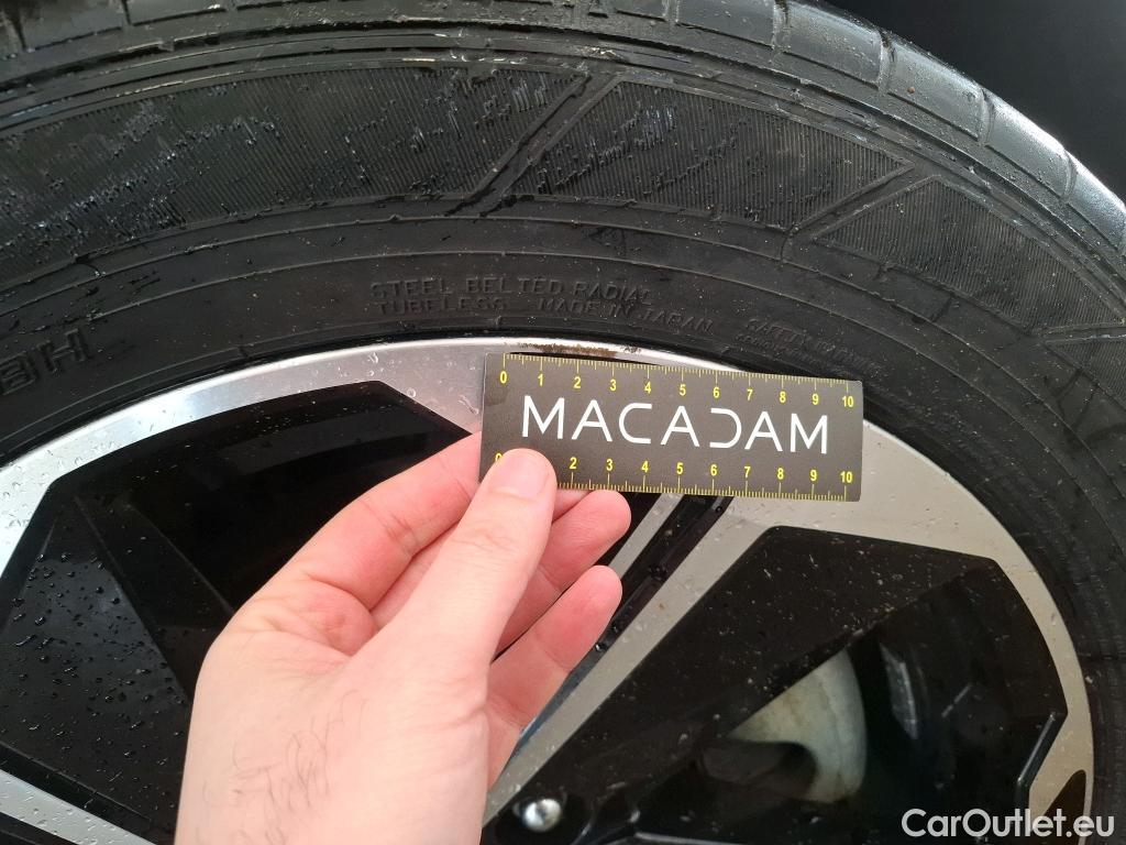  Land Rover  Discovery MITSUBISHI Eclipse Cross / 2020 / 5P / SUV 2.4 Twin Motor 4WD Intense Style #12