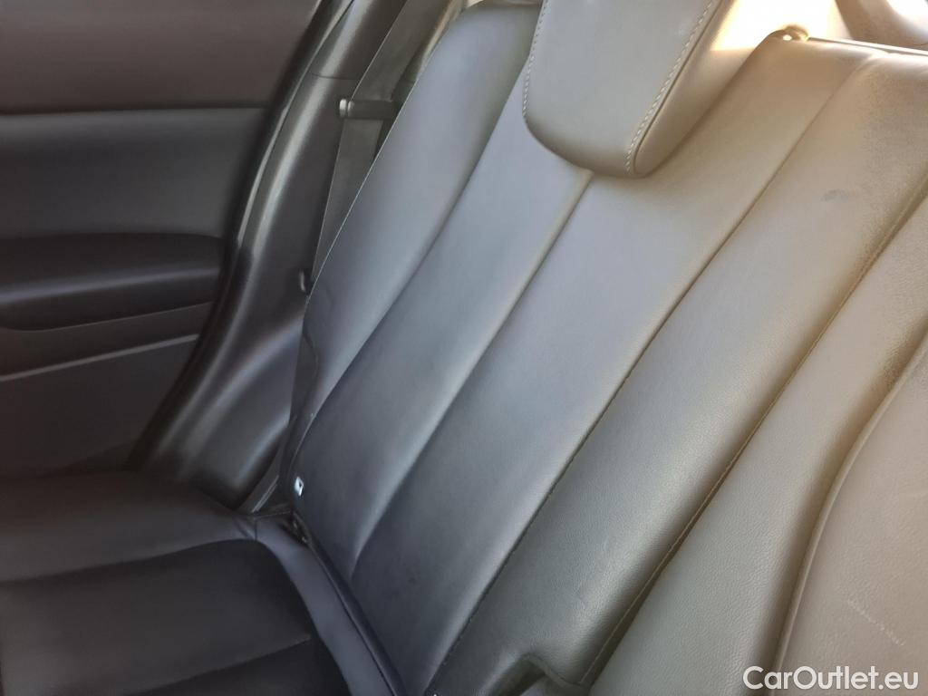  Land Rover  Discovery MITSUBISHI Eclipse Cross / 2020 / 5P / SUV 2.4 Twin Motor 4WD Intense Style #24