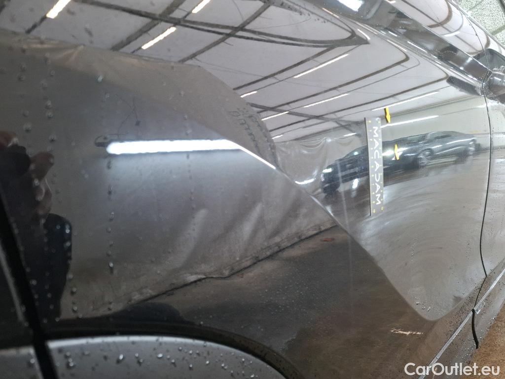  Land Rover  Discovery MITSUBISHI Eclipse Cross / 2020 / 5P / SUV 2.4 Twin Motor 4WD Intense Style #19