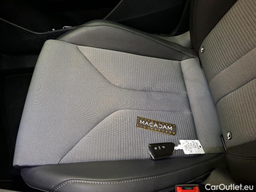  Skoda  ENYAQ  iV 80 Loft 82kWh BVA #8