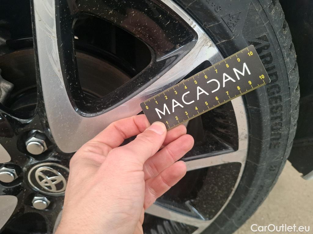  Toyota  Yaris TOYOTA  Hybride / 2019 / 5P / Berline Hybride 116h Collection #28