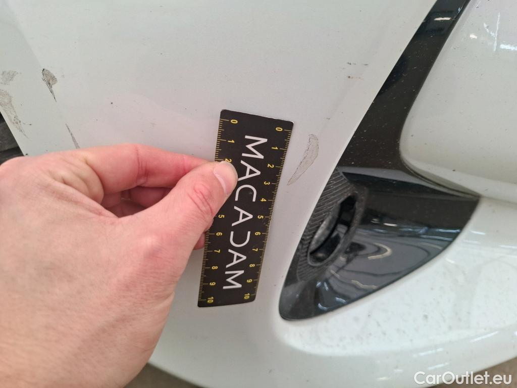  Toyota  Yaris TOYOTA  Hybride / 2019 / 5P / Berline Hybride 116h Collection #15