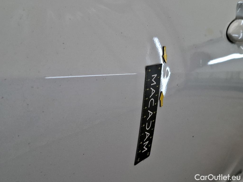  Toyota  Yaris TOYOTA  Hybride / 2019 / 5P / Berline Hybride 116h Collection #49