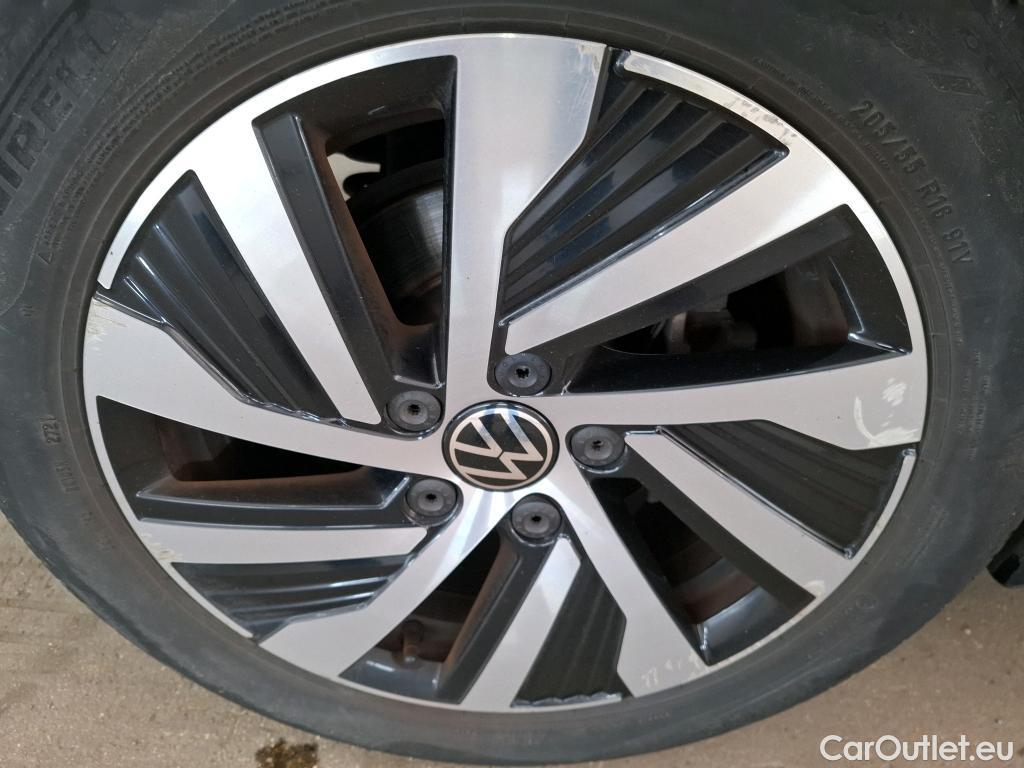  Volkswagen  Golf  VOLKSWAGEN / 2020 / 5P / Berline 1.4 eHybrid OPF 204 DSG6 Style #17