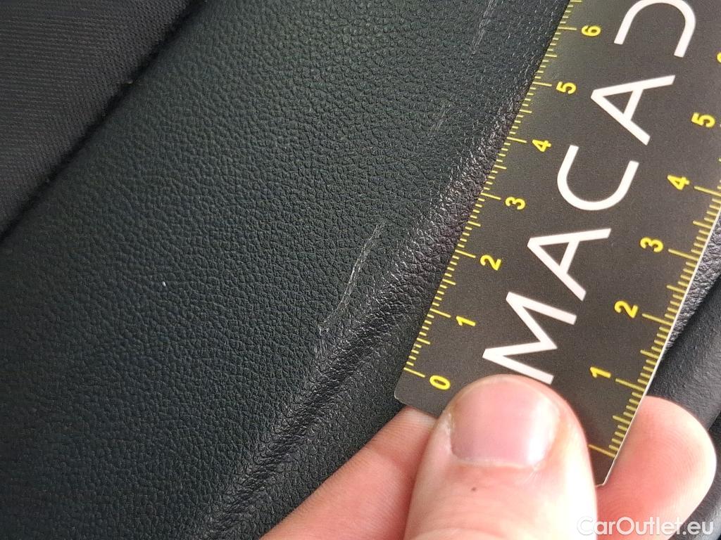  Volkswagen  Golf  VOLKSWAGEN / 2020 / 5P / Berline 1.5 eTSI OPF 150 DSG7 Life Busi 1st #14