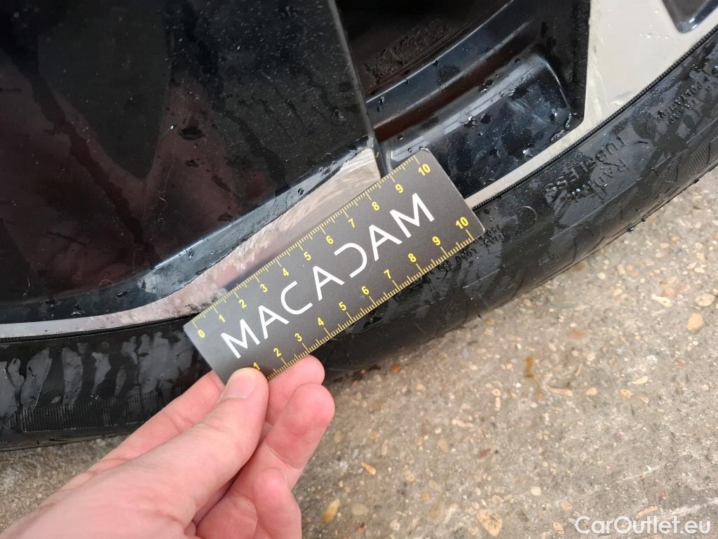  Volkswagen  ID.3  Business Pro 58kWh BVA #15