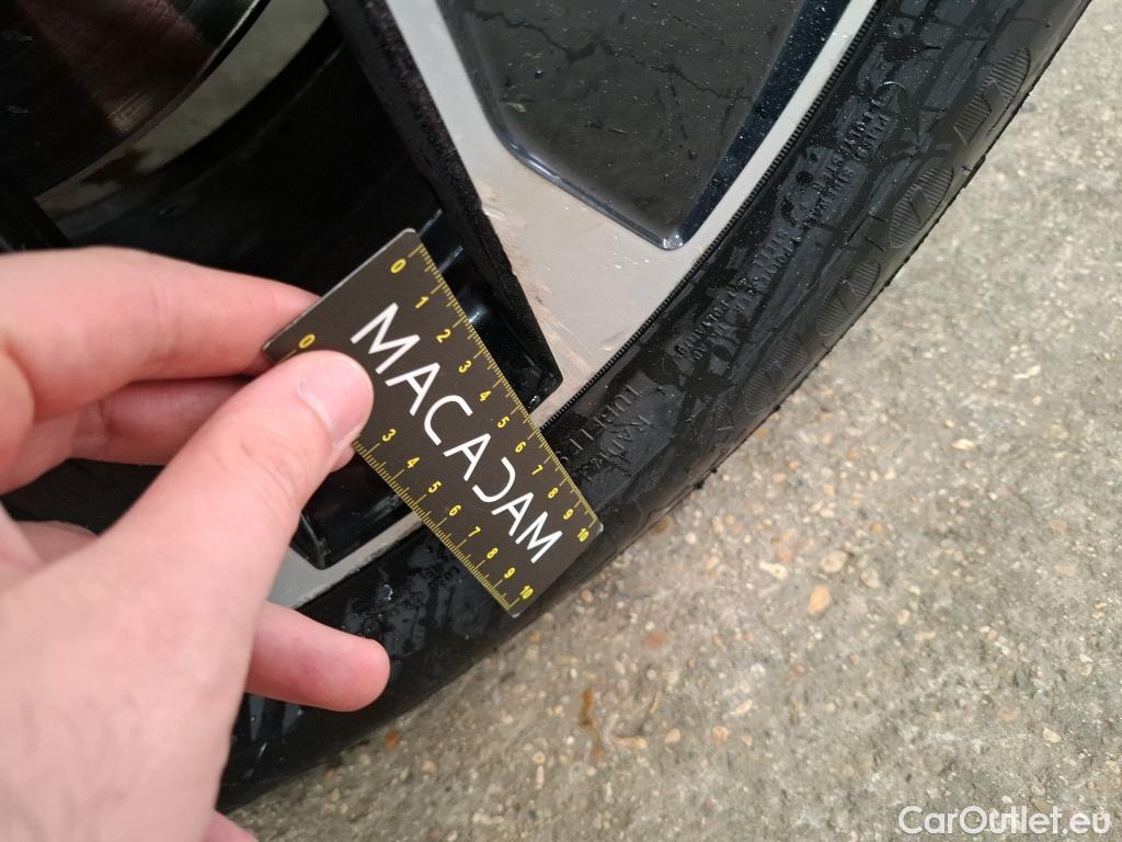  Volkswagen  ID.3  Business Pro 58kWh BVA #16