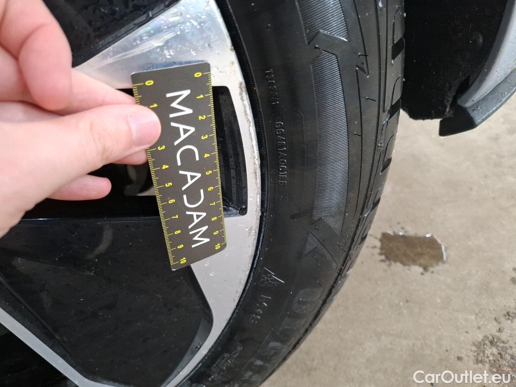  Volkswagen  ID.3  Business Pro 58kWh BVA #8