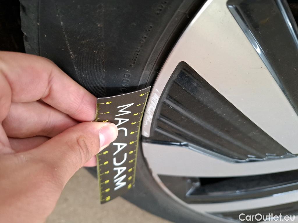  Volkswagen  Golf  VOLKSWAGEN / 2020 / 5P / Berline 1.4 eHybrid OPF 204 DSG6 Style #31