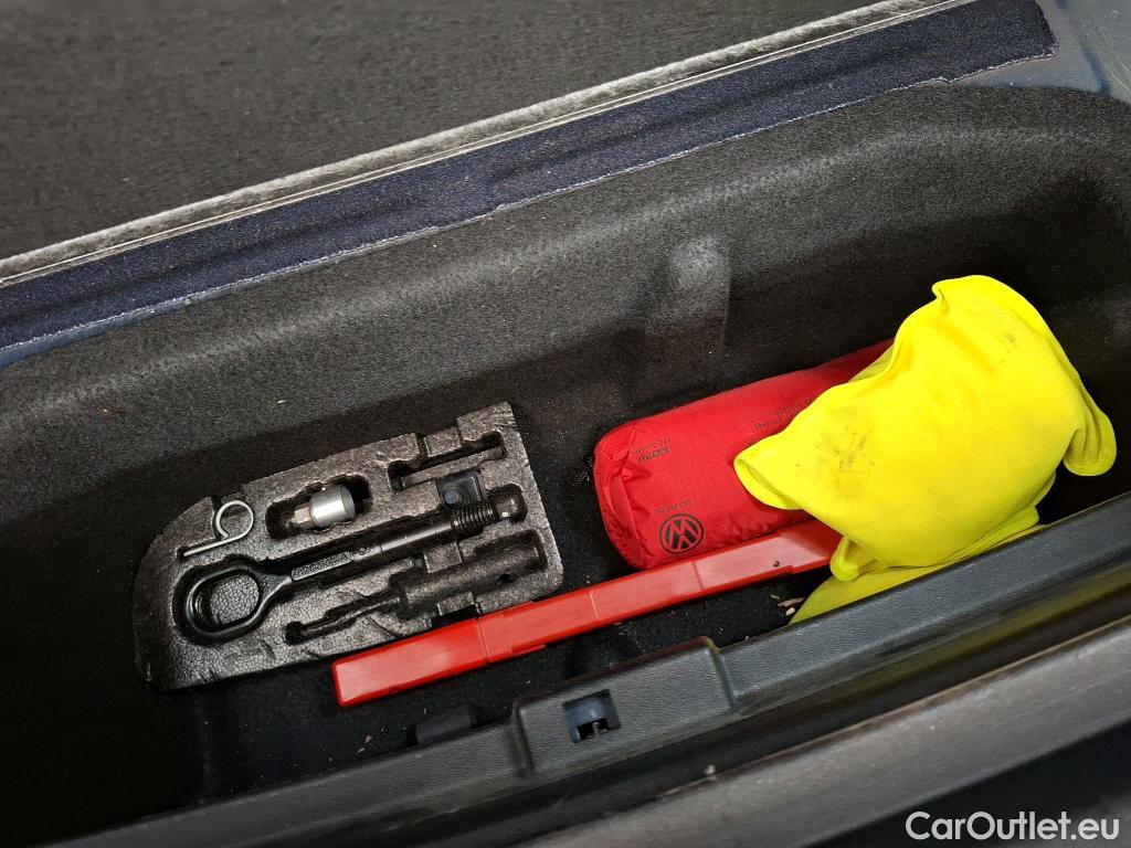  Volkswagen  ID.4  Pro Performance 77kWh BVA #15