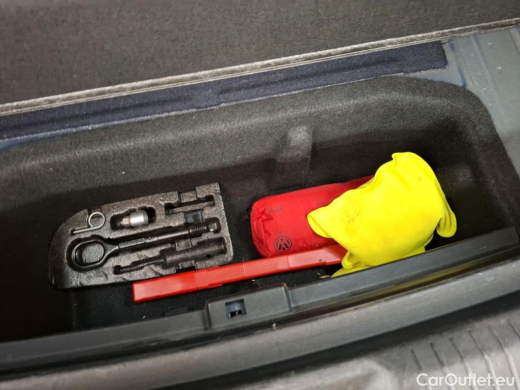  Volkswagen  ID.4  Pro Performance 77kWh BVA #5