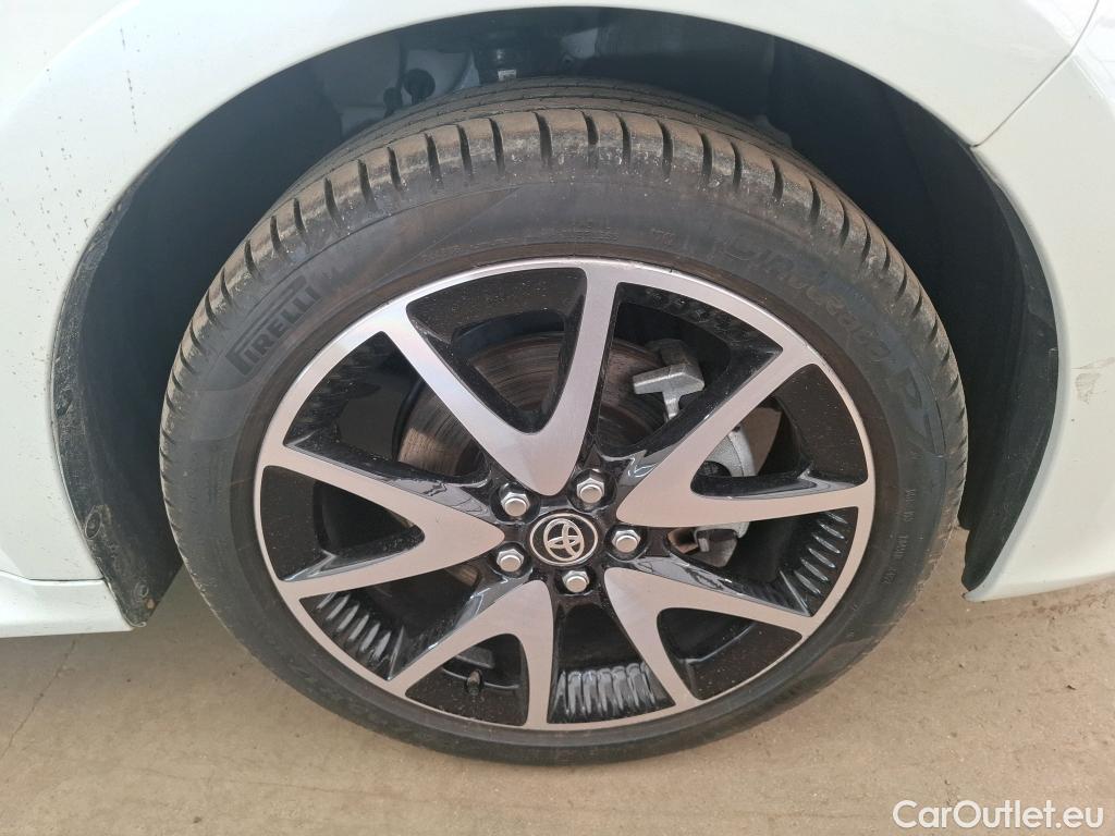  Toyota  Yaris TOYOTA  Hybride / 2019 / 5P / Berline Hybride 116h Collection #21