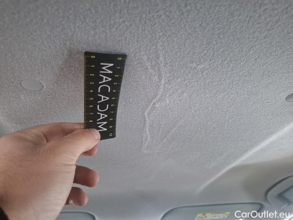  Toyota  Yaris TOYOTA  Hybride / 2019 / 5P / Berline Hybride 116h Dynamic Business Stage Acad #11